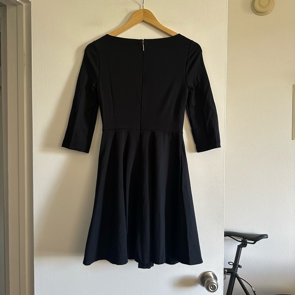 Kate Spade Black Boat Neck Ponte Mini Skater Dress with Pockets size XS EUC - Picture 4 of 6